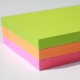 Lot de 3 blocs Post-it 127x76mm (1 rose + 1 orange + 1 vert)