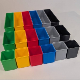 Boite en plastique rigide pour tout usage : 3 dimensions, 6 couleurs et 3 types de fixation