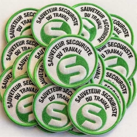 Ecusson Vert SST (Sauveteur Secouriste du Travail) rond 65mm revêtement à thermocoller sur vos vêtements de travail